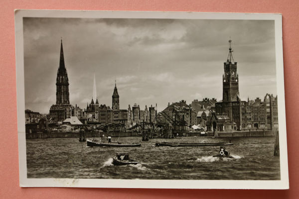 Ansichtskarte AK Hamburg 1940-1950er Jahre Stadtansicht noch mit ausgebombten Häusern Ruinen Weltkrieg Hafen Architektur Ortsansicht